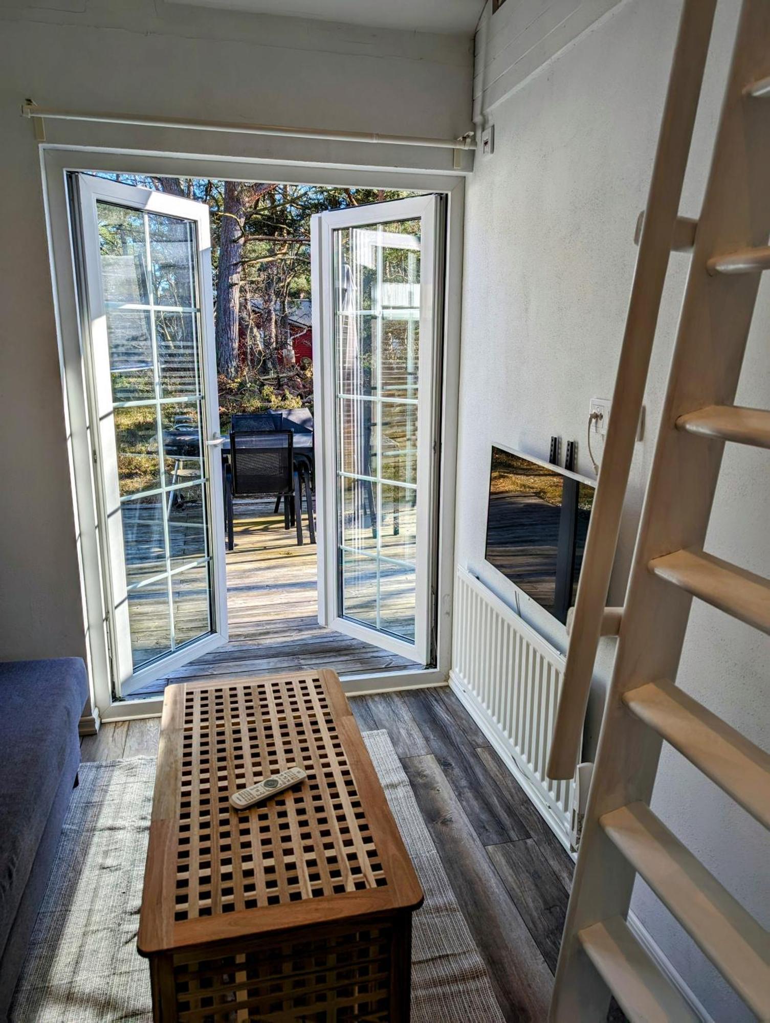 Tiny House 200 M From Kaempinge Beach Höllviken Екстериор снимка